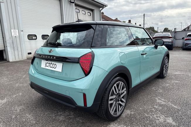 MINI Cooper Photo 22