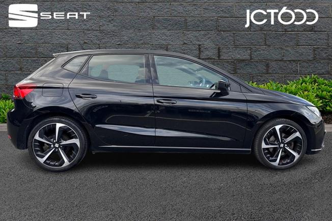 SEAT Ibiza Photo 4