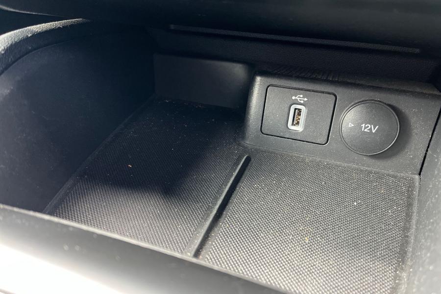 Ford FOCUS Photo autoimg-f0da7884296ba331ed283e8bedab3aebb1a654da.jpg
