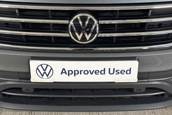 VOLKSWAGEN Tiguan Allspace Photo 39