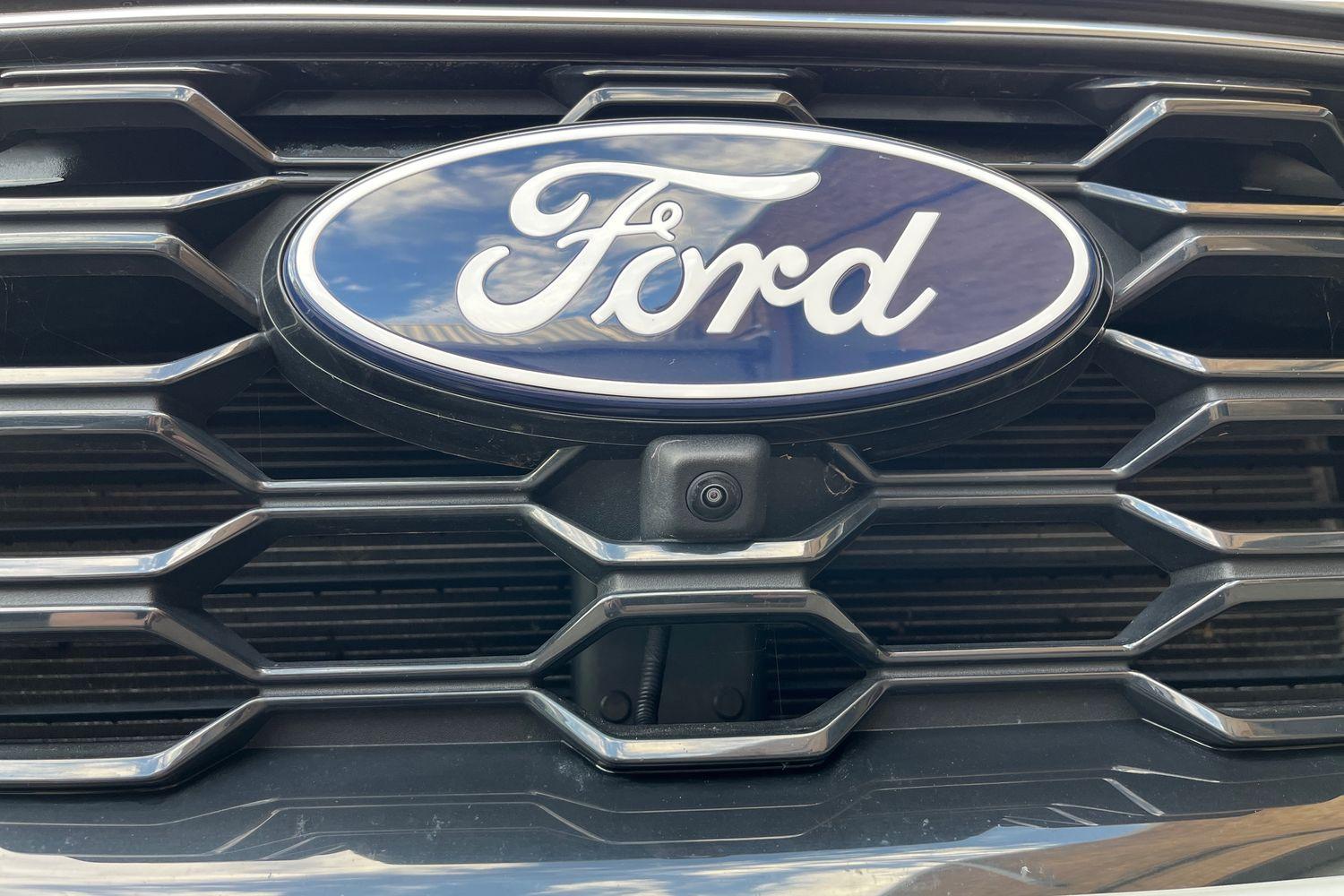 Ford KUGA Photo 36