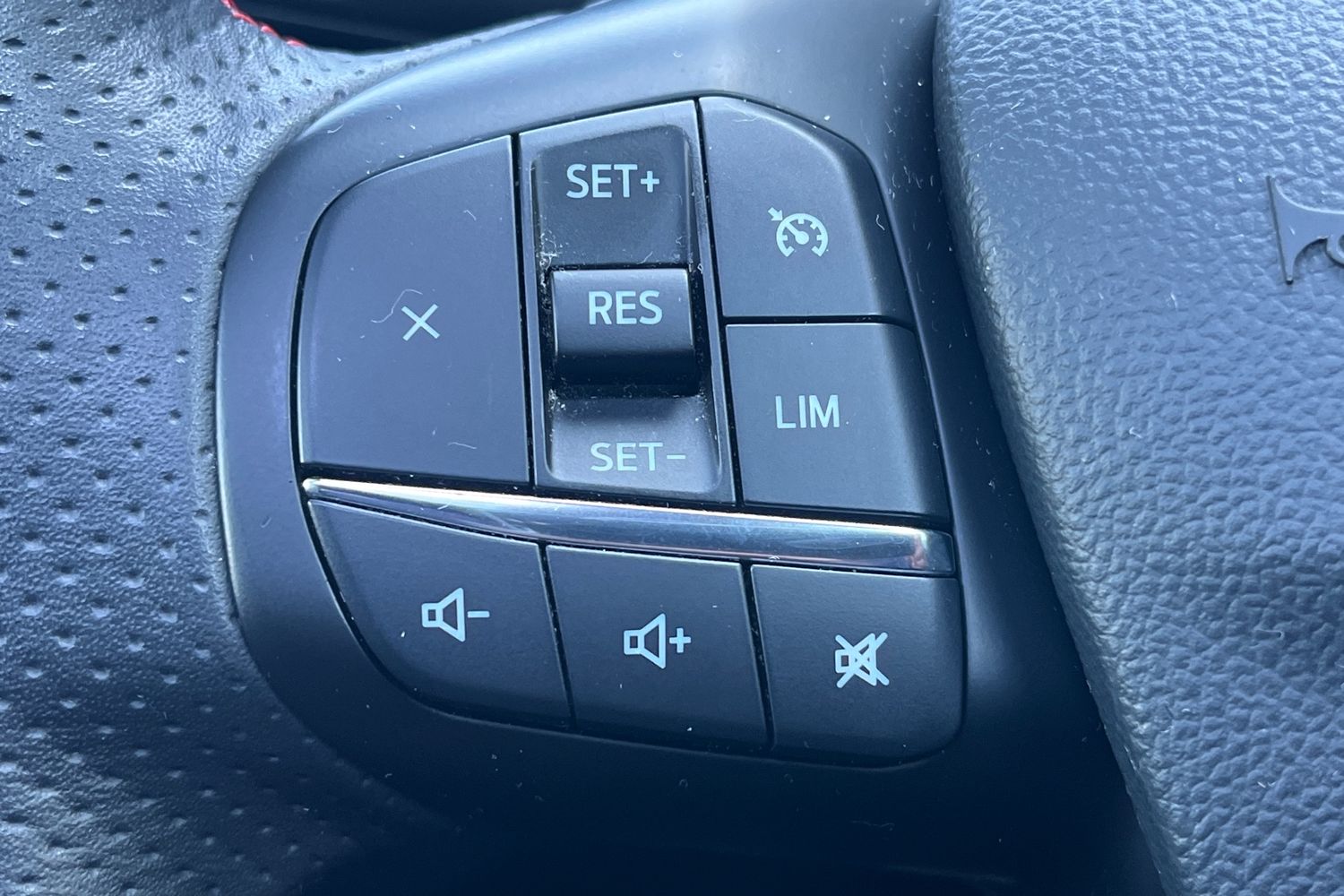 Ford Kuga Photo 30