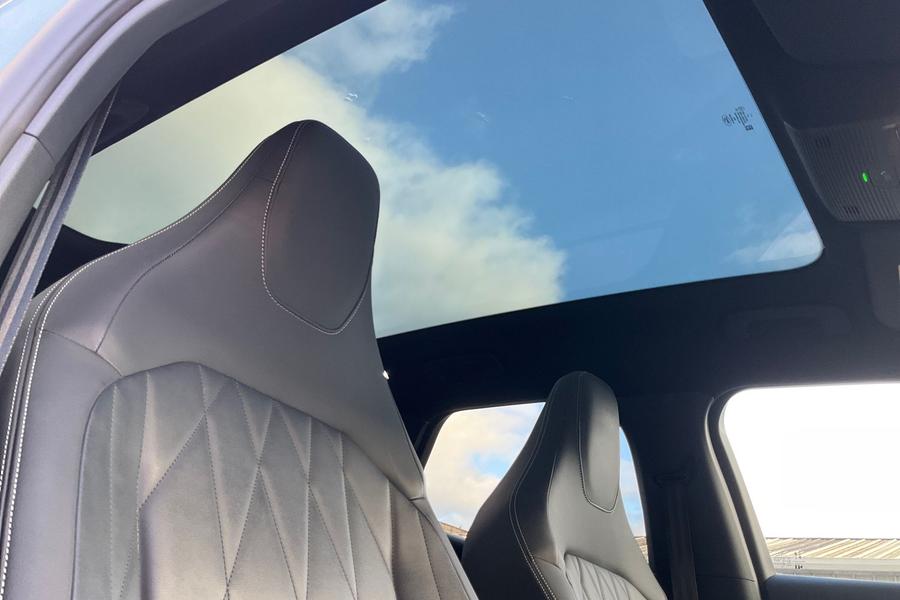 Ford Explorer Photo autoimg-f0e4344fbe5e39eba51b193734d275e648af1483.jpg