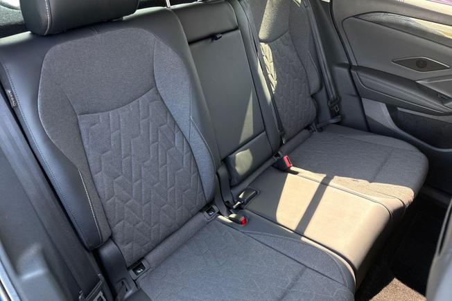 VOLKSWAGEN Tiguan Photo 9