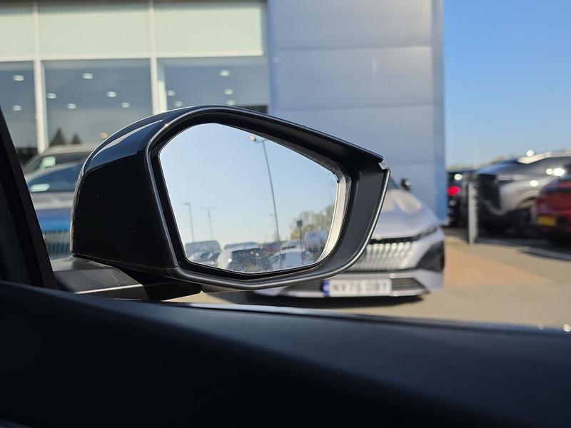 Used Peugeot 308 NV22LCT 25