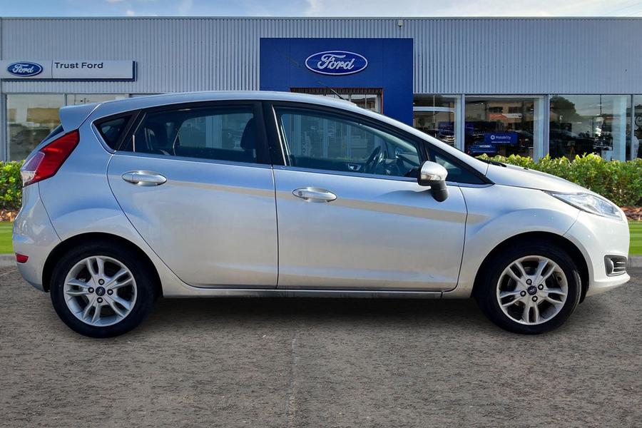 Ford Fiesta Photo autoimg-f0eaab12126a98f9c233f74f4b4eef9564f93a92.jpg