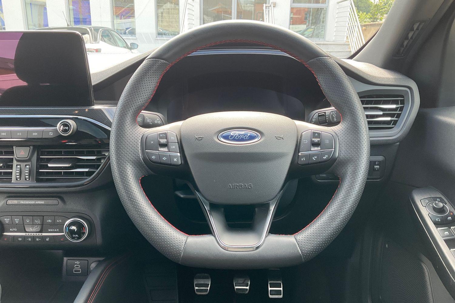 Ford KUGA Photo 11