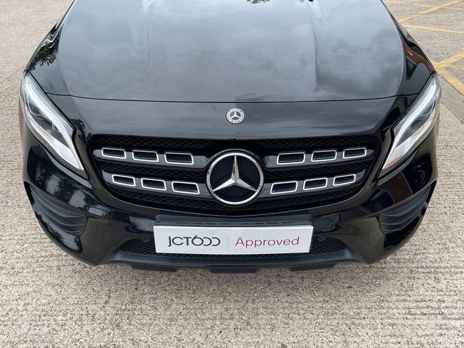 MERCEDES-BENZ GLA Photo 21