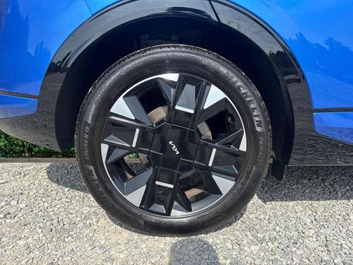 Kia SPORTAGE Photo autoimg-f0f3c933224f4553f8e016f610e939a15a1d8f16.jpg