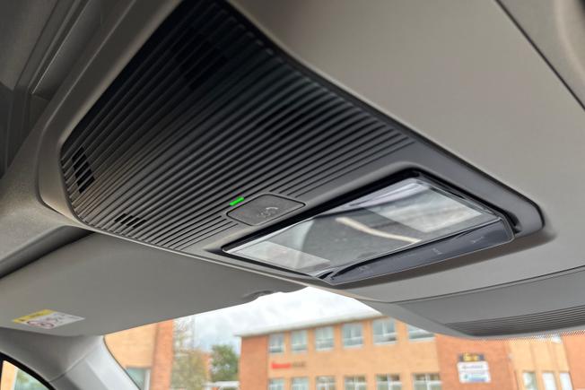 VOLKSWAGEN Crafter Photo 25