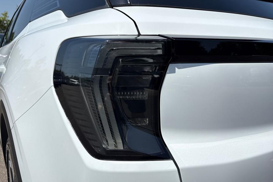 Ford Explorer Photo autoimg-f0f66ac7643333aa3efaed6276ddde77ff720cc4.jpg