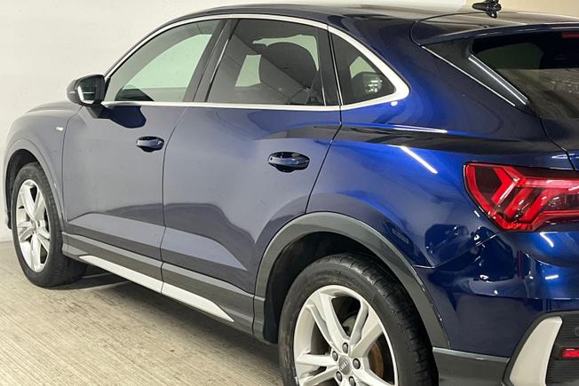 AUDI Q3 Photo 33
