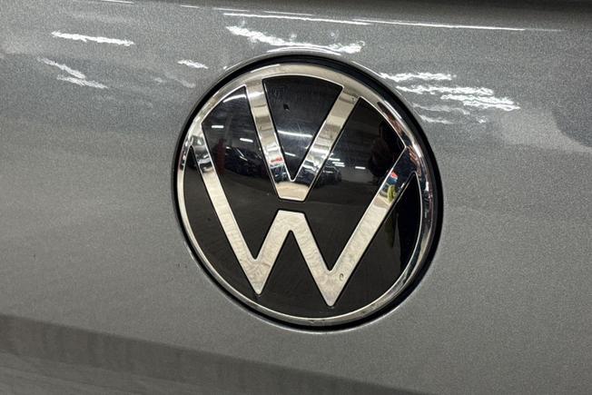 VOLKSWAGEN T-ROC Photo 35