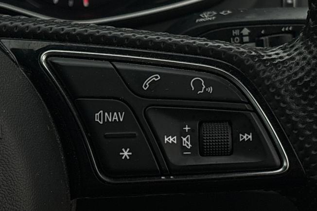 AUDI A4 Photo 18