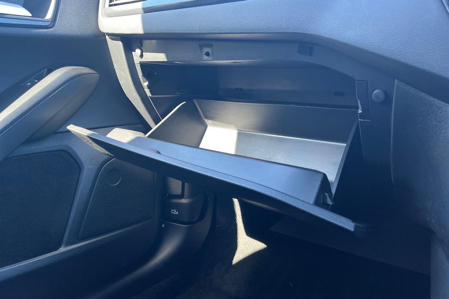 Ford FOCUS Photo autoimg-f102cb3e7c069cc194e59dac6919379f20f477c8.jpg