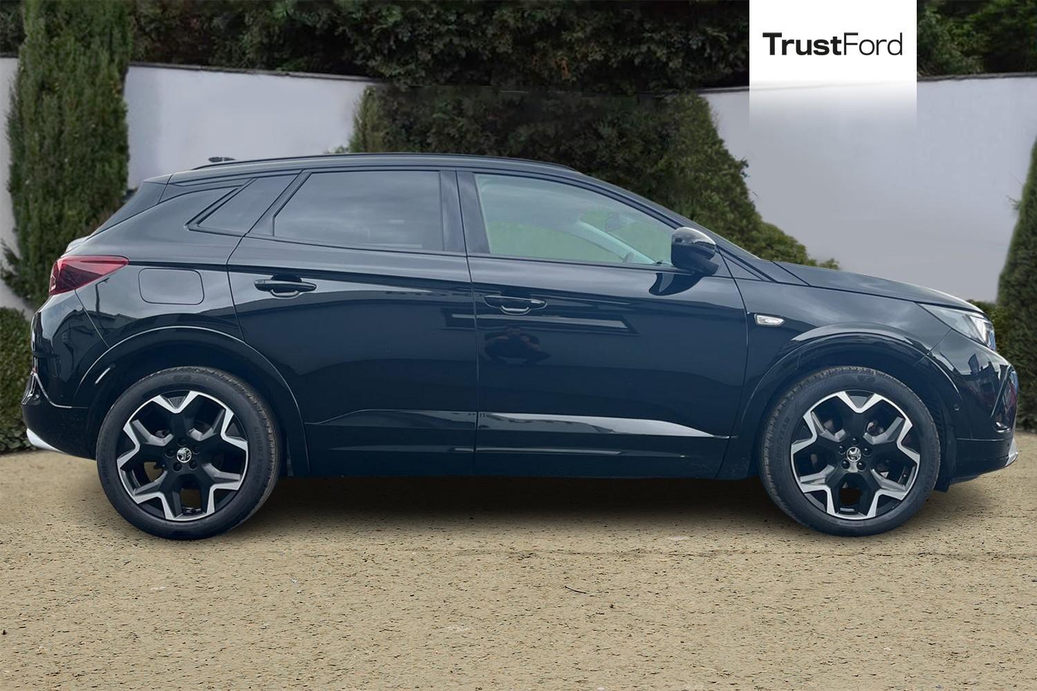 Vauxhall GRANDLAND Photo 2