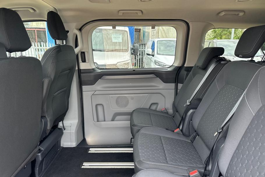 Used FORD TOURNEO CUSTOM YM25LNP 27