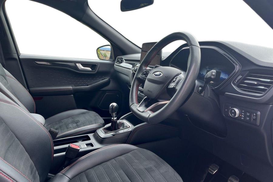 Ford KUGA Photo autoimg-f104131916c826b261d72a050915aa9d139c5b7b.jpg