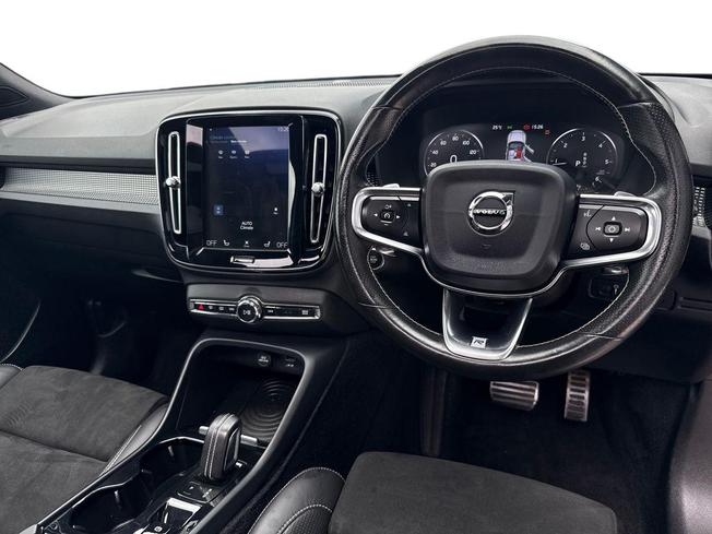 VOLVO Xc40 Photo 11