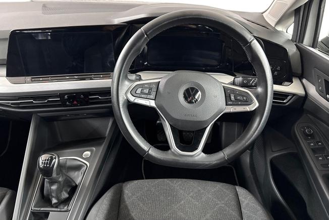 VOLKSWAGEN Golf Photo 11