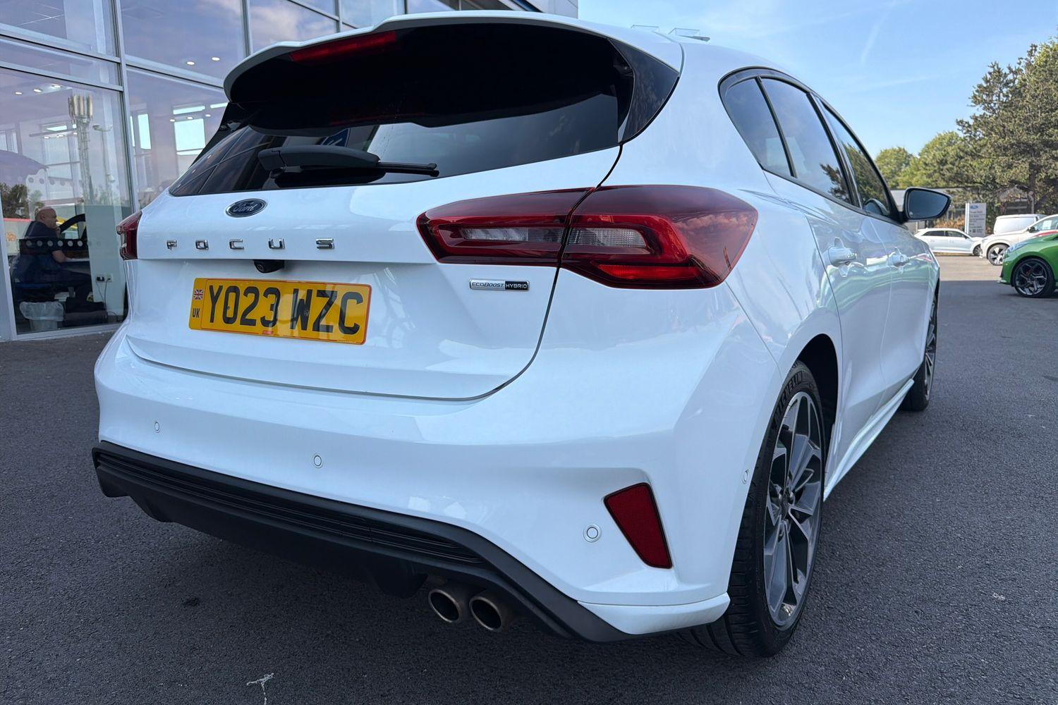 Ford FOCUS Photo 30