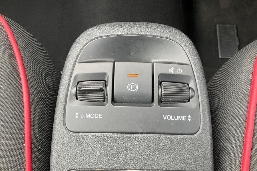Fiat 500e Photo autoimg-f107a60a2ba7901da526fe61864d492d7ebb171a.jpg