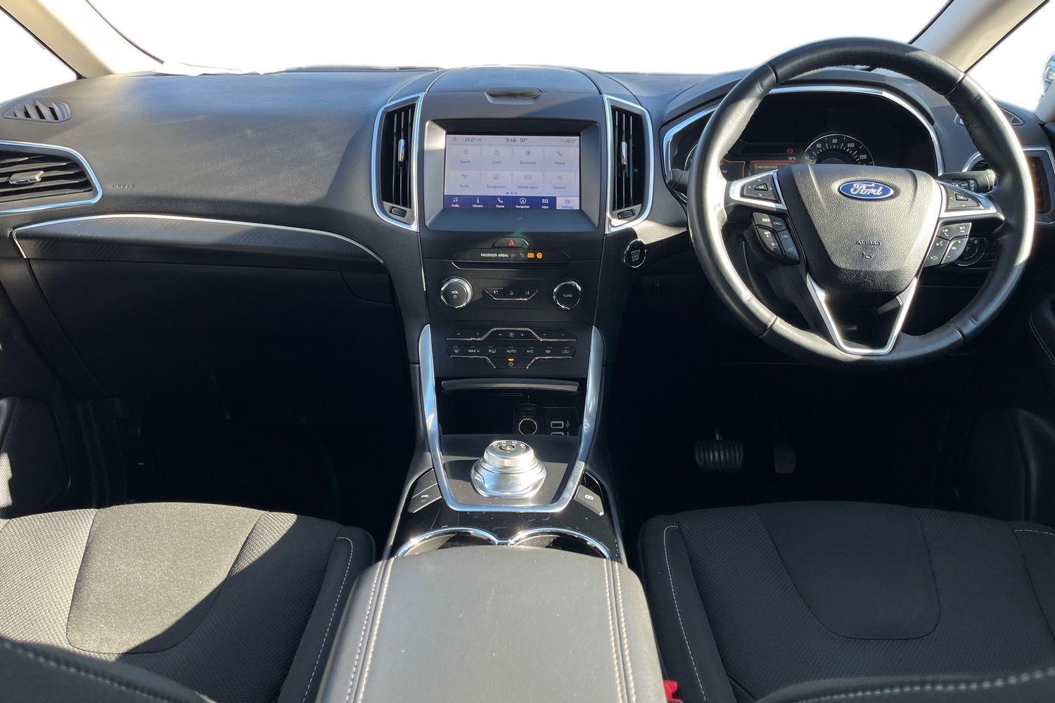 Ford S-MAX Photo 9