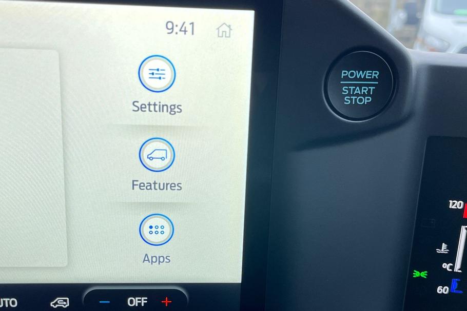 Used Ford TRANSIT CUSTOM YP75HGO 23