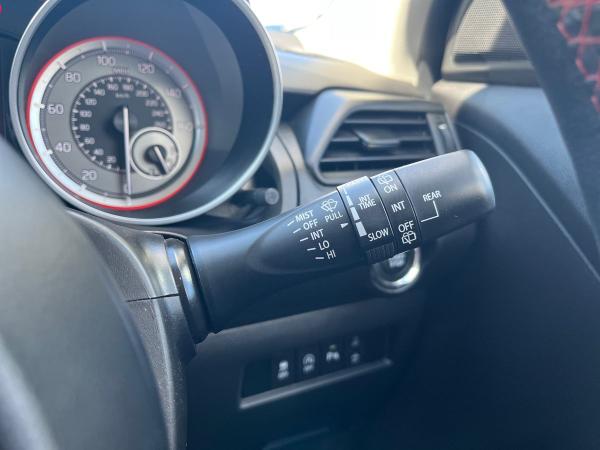 Suzuki Swift Photo autoimg-f110974d9836ef2872646efd104c936e47065c2d.jpg