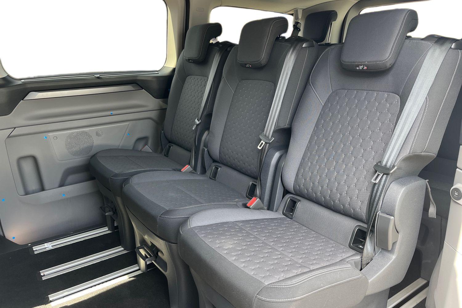 Ford TOURNEO CUSTOM Photo 10