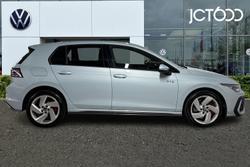VOLKSWAGEN Golf Photo 4