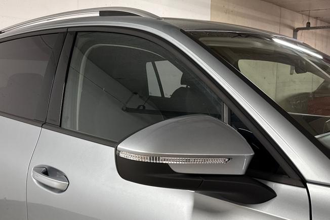 VOLKSWAGEN Tiguan Photo 20