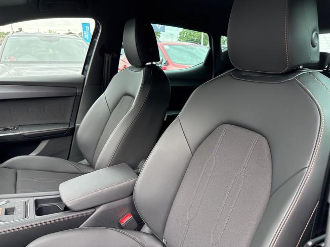 CUPRA Leon Photo 21