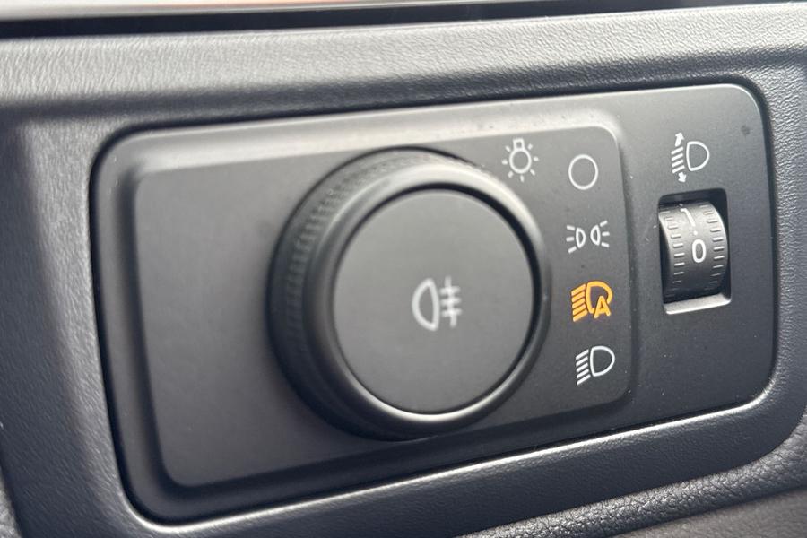 Ford TRANSIT CUSTOM Photo autoimg-f12259b63d66608d5dc04d4fcb66ca19cc34fb26.jpg