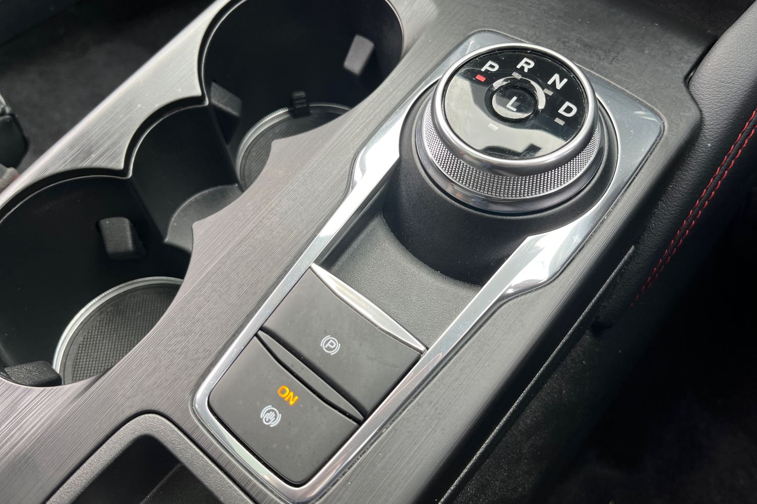 Ford Kuga Photo 34