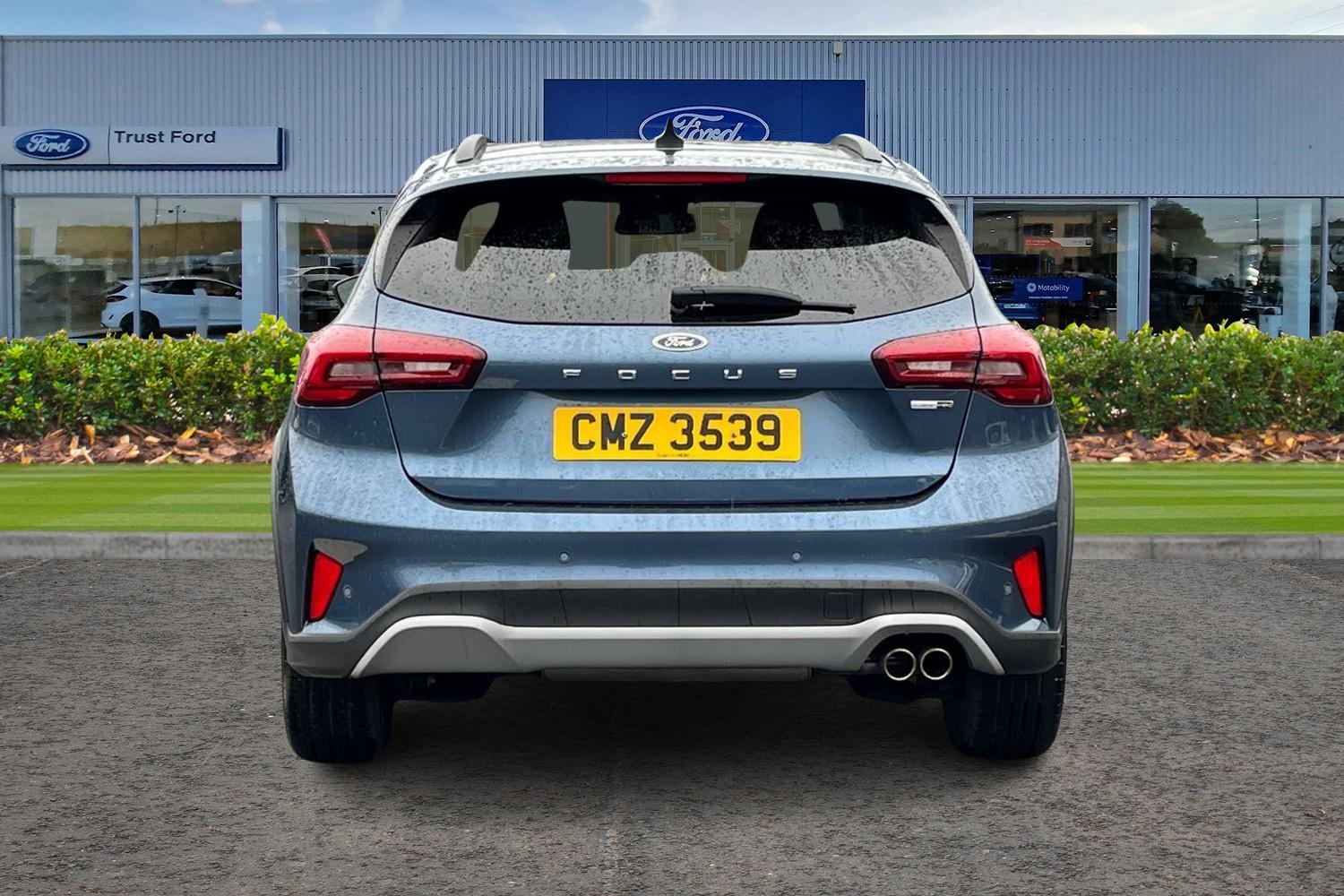 Ford FOCUS Photo 6