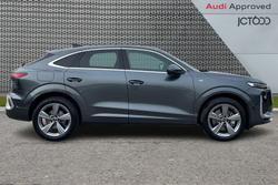 Audi Q3 Photo 4
