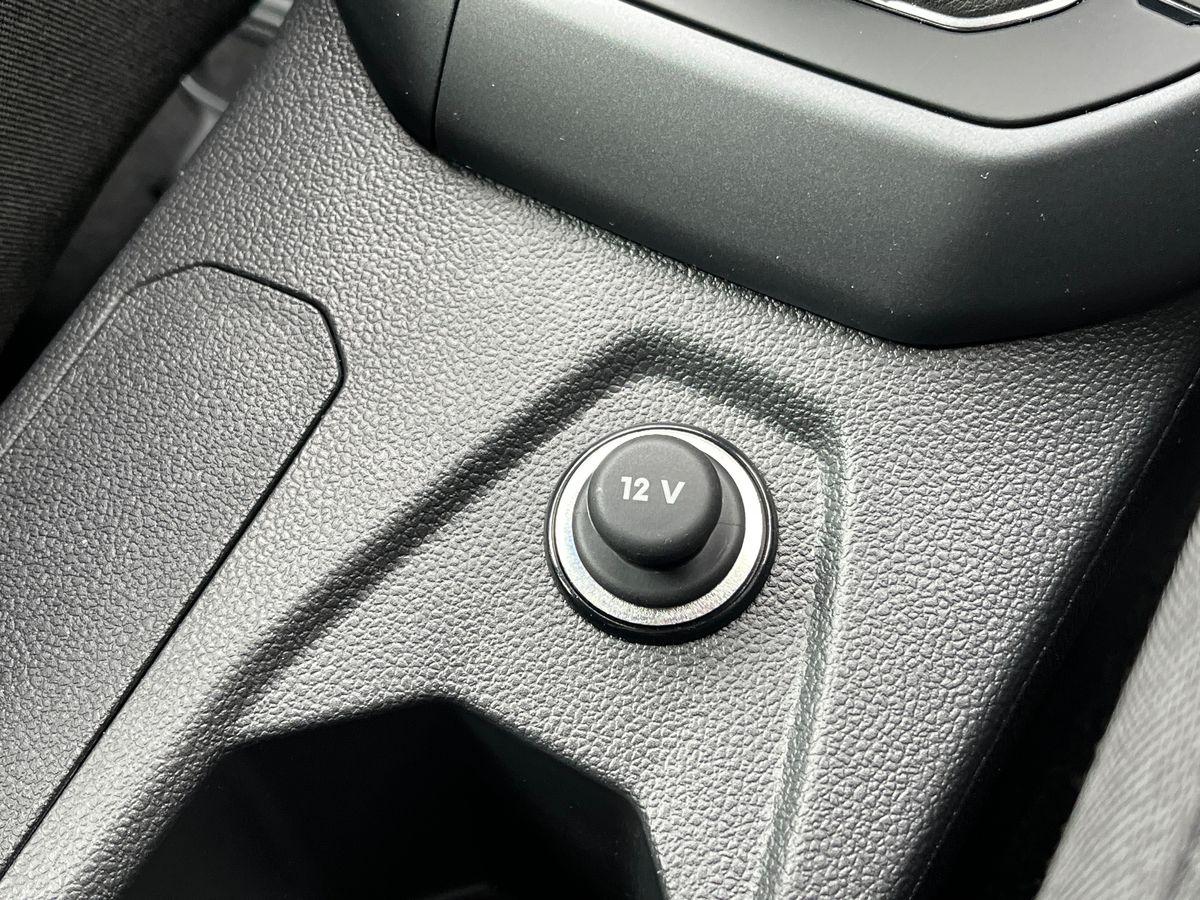 Volkswagen Polo Photo autoimg-f1330a13145e585a799d071d17575b13f7ee1acd.jpg