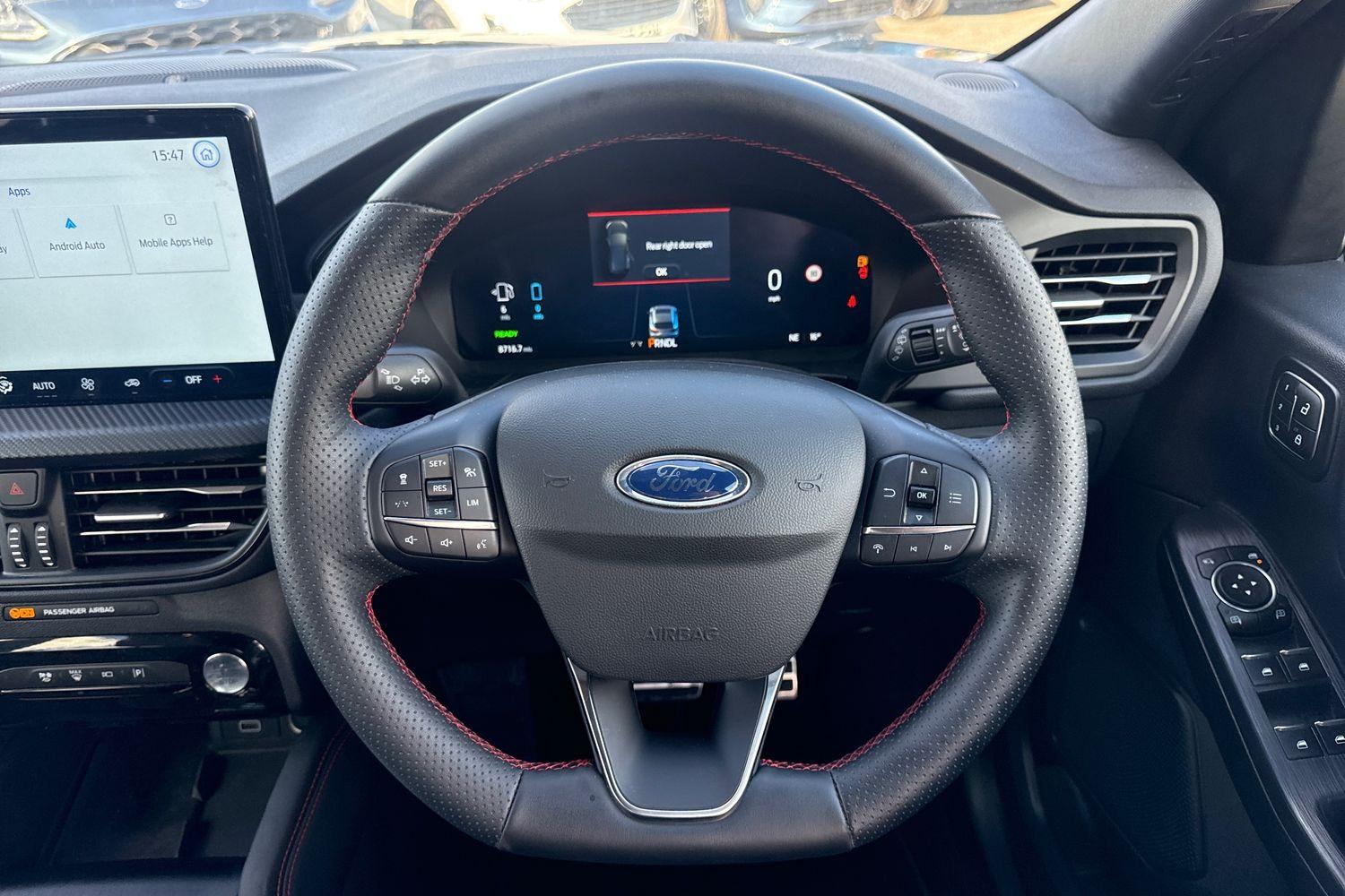 Ford KUGA Photo 11