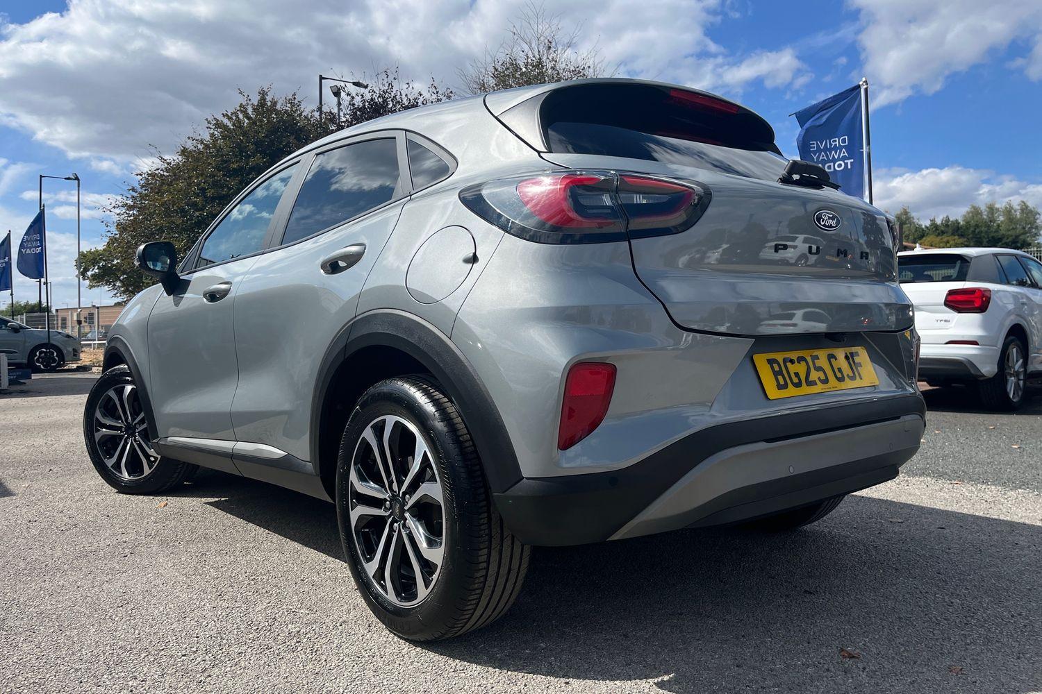 Ford Puma Photo 37