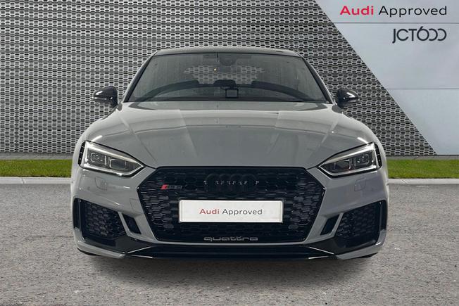 AUDI RS5 Photo 8
