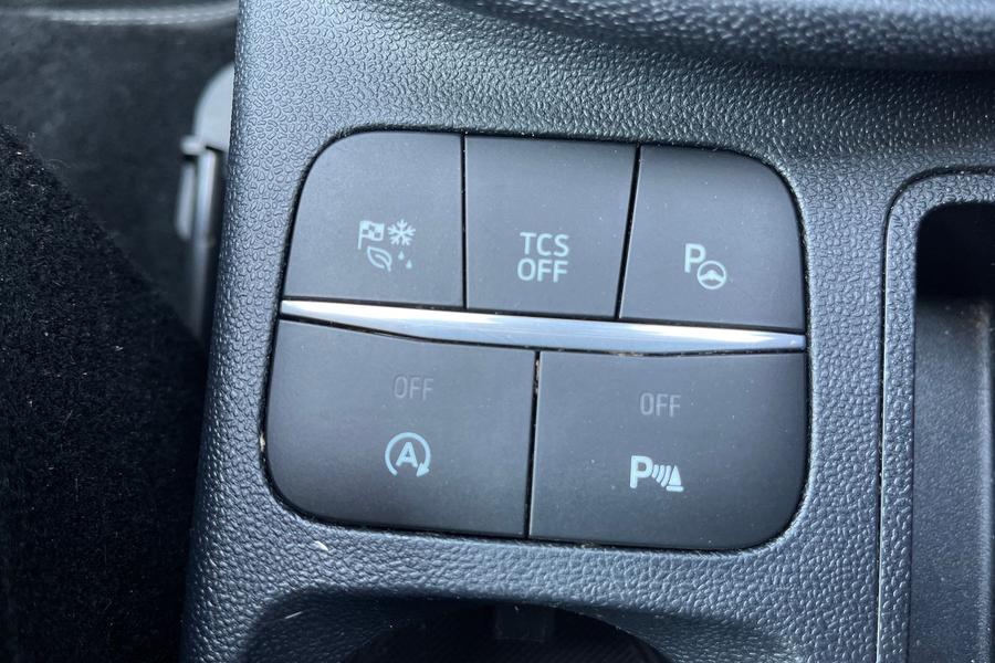 Ford FIESTA Photo autoimg-f144dfdd0af27ab0c417c7df3d472edc2452e599.jpg