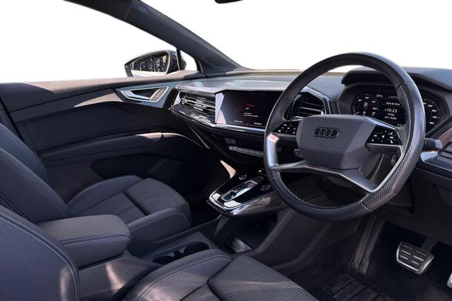 AUDI Q4 E-Tron Photo 6