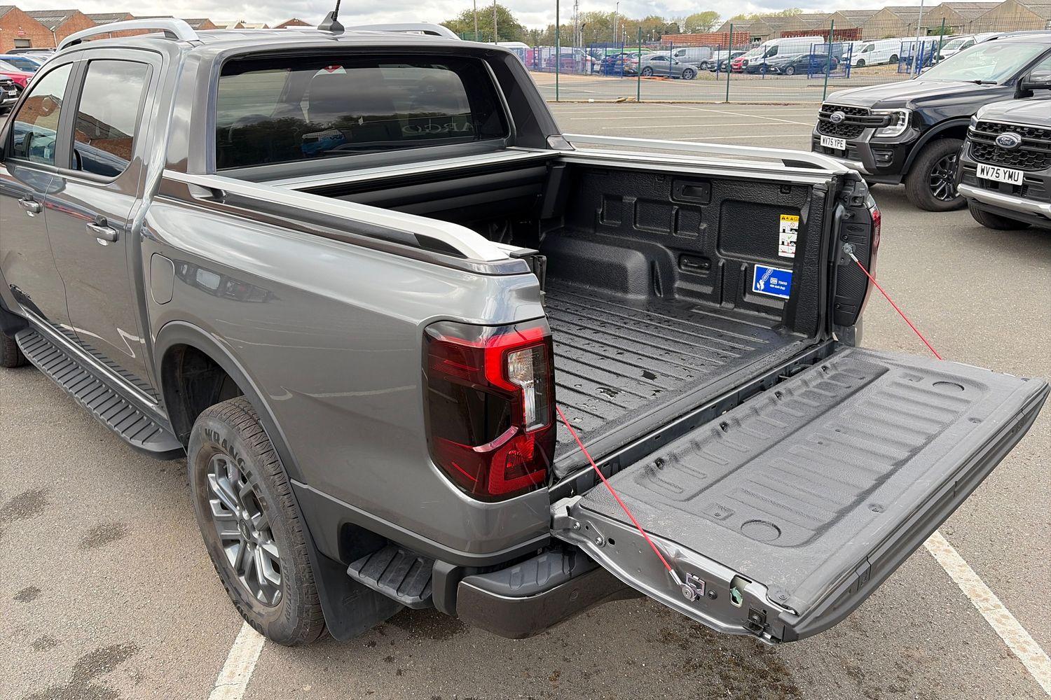 Ford RANGER Photo 4
