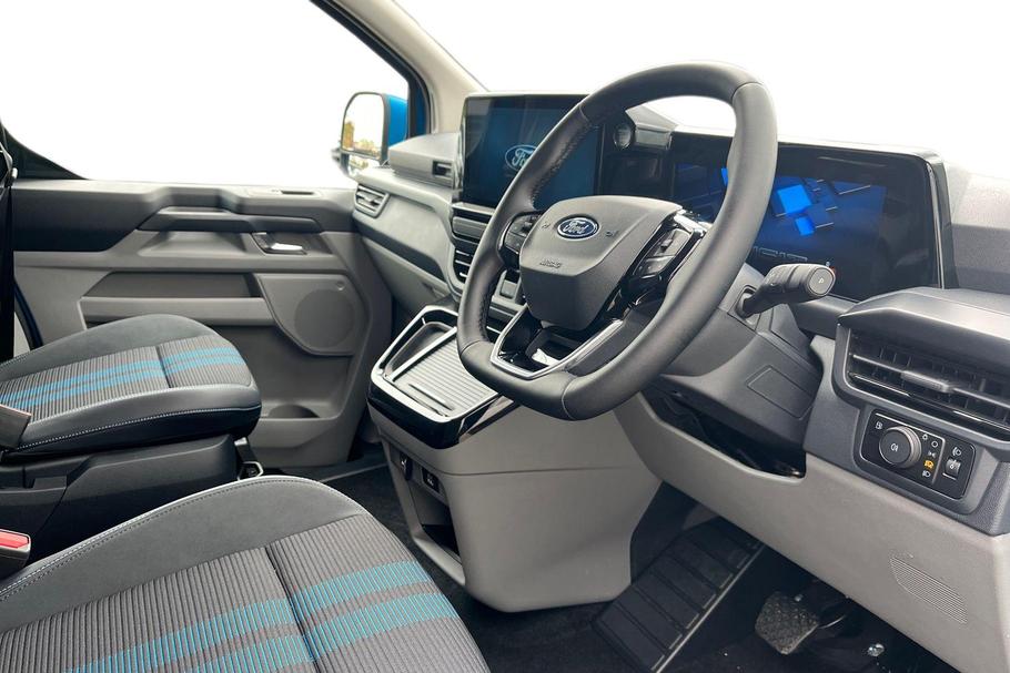Used FORD TRANSIT CUSTOM WV75UVX 13