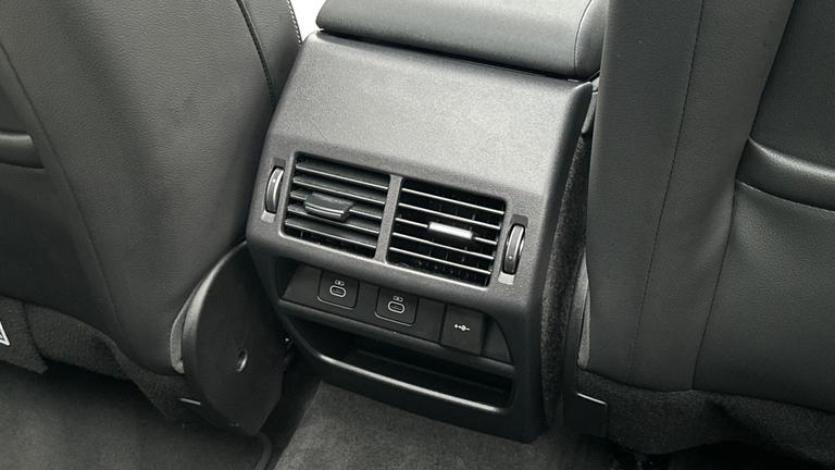 Used Land Rover Discovery Sport BJ25MBF 18