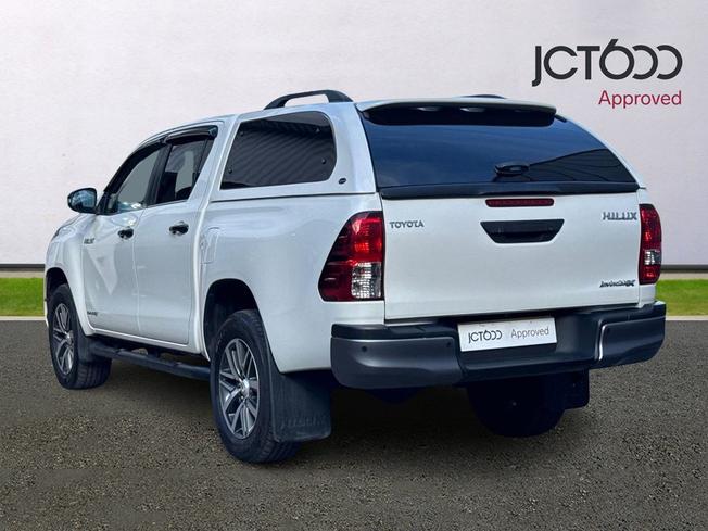 Toyota Hilux Photo 3