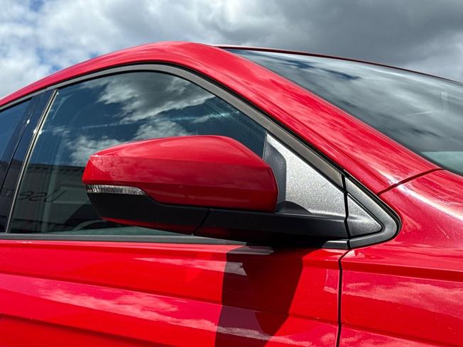 VOLKSWAGEN Polo Photo 20