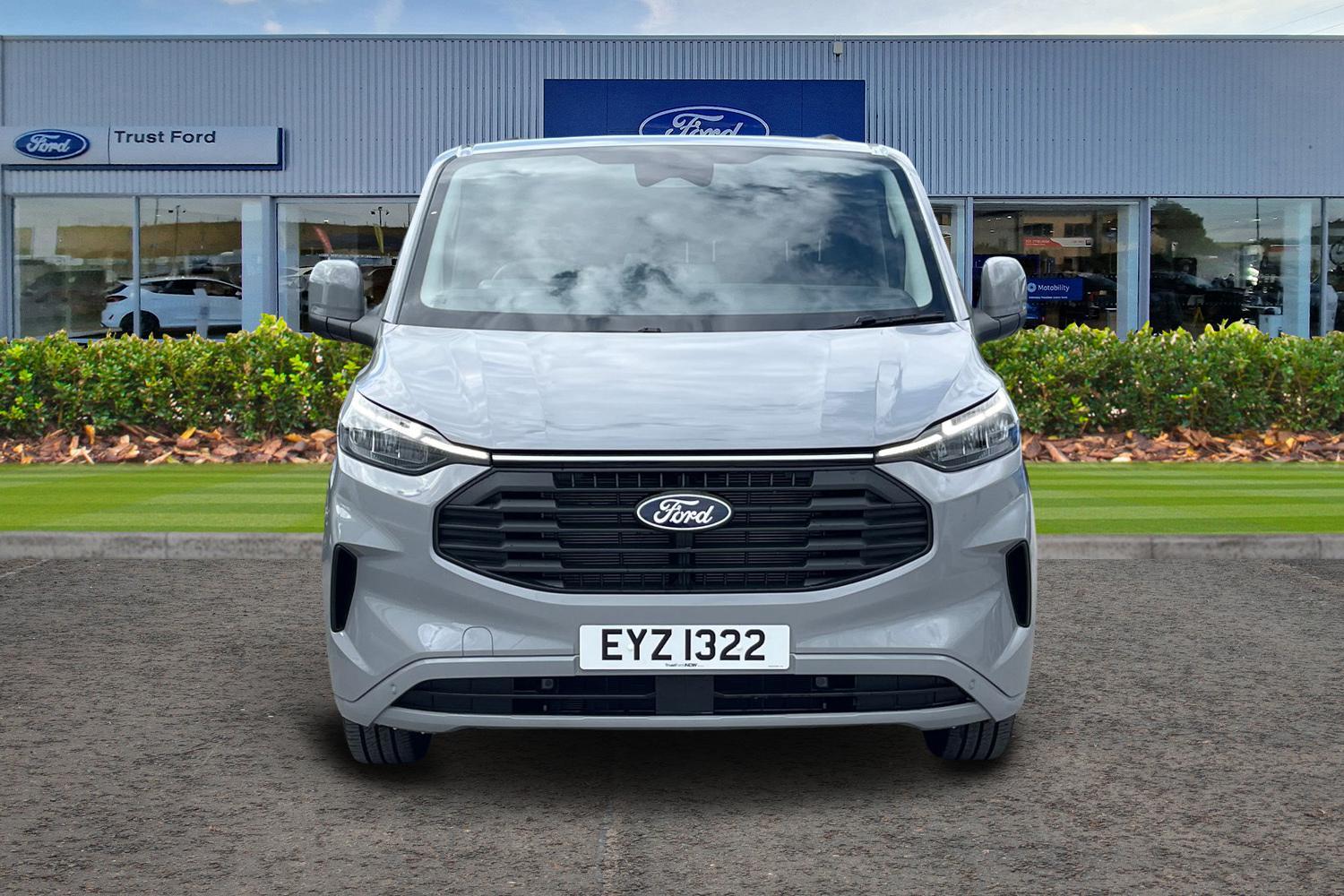 Ford Transit Custom Photo 11