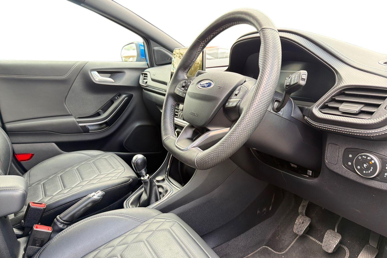 Ford PUMA Photo 8